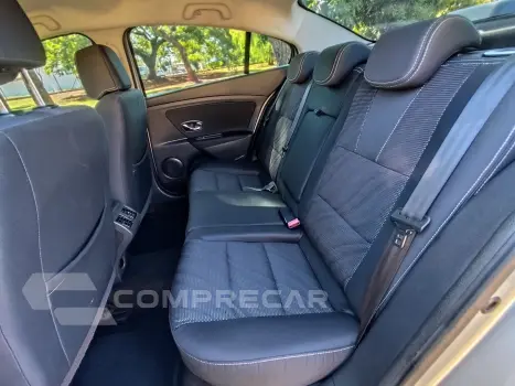 FLUENCE 2.0 DYNAMIQUE 16V FLEX 4P AUTOMÁTICO