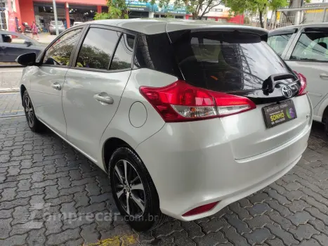 YARIS 1.3 16V XL LIVE MULTIDRIVE