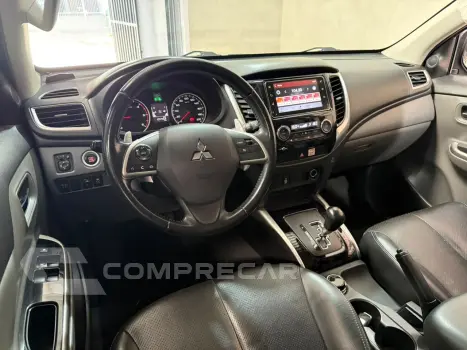 L 200 Triton 2.4 16V SPORT HPE 4X4 CABINE DUPLA TURBO DIESEL