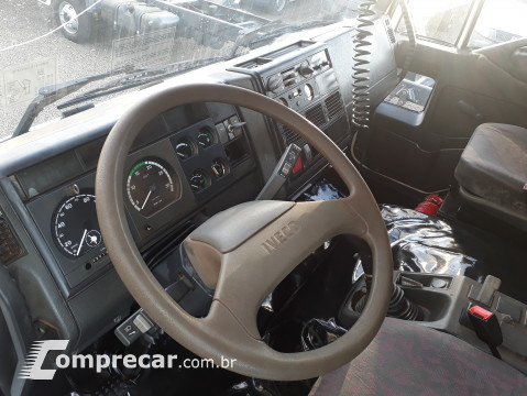 Iveco cavallino 320