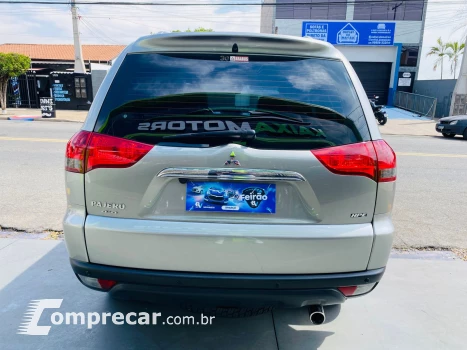 PAJERO 3.5 HPE 4X4 7 Lugares V6 24V