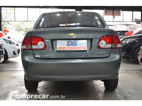 CLASSIC - 1.0 MPFI LS 8V 4P MANUAL
