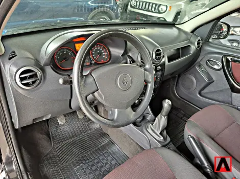 SANDERO 1.6 16V SCE Stepway