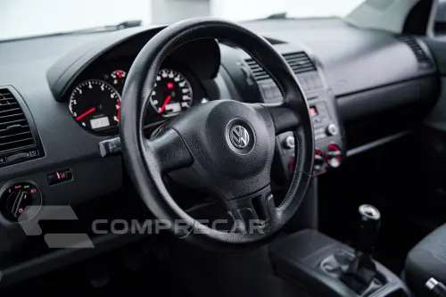 Polo Sedan 1.6 Mi Total Flex 8V 4p