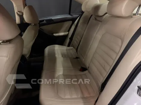 JETTA 2.0 TSI HIGHLINE 200CV GASOLINA 4P TIPTRONIC