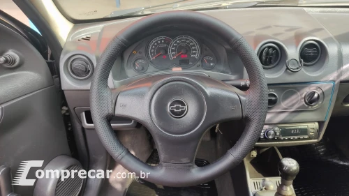 CELTA 1.0 MPFI Life 8V