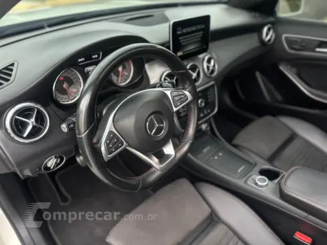 GLA 250 2.0 16V TURBO GASOLINA SPORT 4P AUTOMÁTICO