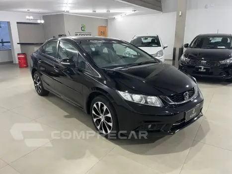 Honda Civic Sedan LXR 2.0 Flexone 16V Aut. 4p 4 portas