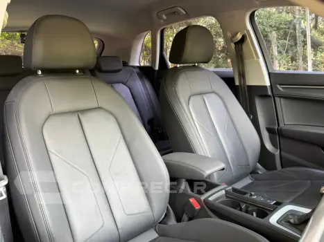 Q3 2.0 40 TFSI Prestige Quattro