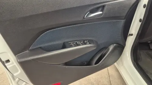 HB20 1.6 Comfort Plus 16V