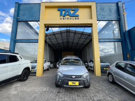 Fiat Strada 1.6 16V ADVENTURE CABINE ESTENDIDA 4 portas