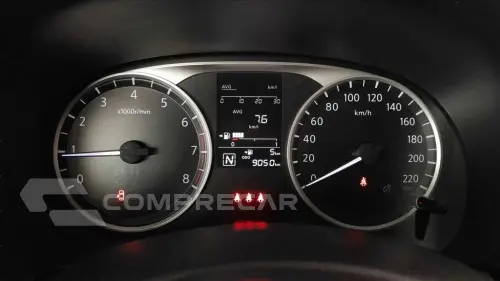 KICKS PLAY 1.6 16V FLEXSTART SENSE XTRONIC