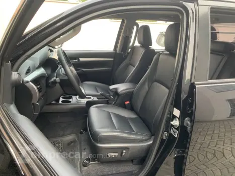 Hilux CD SRV 4x2 2.7 Flex 16V Aut.