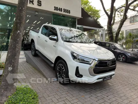 HILUX 2.8 D-4d Turbo CD SRX 4X4