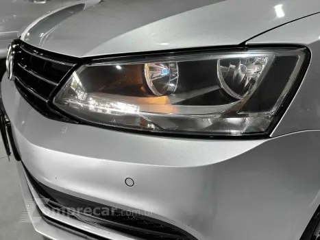 JETTA 2.0 COMFORTLINE FLEX 4P TIPTRONIC