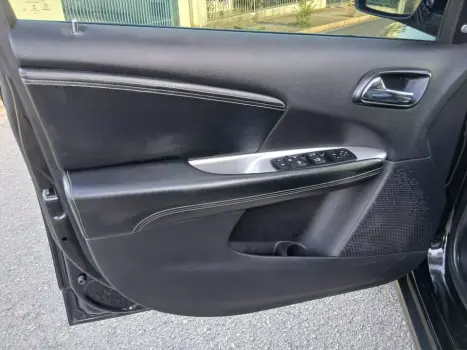 JOURNEY 3.6 RT AWD V6