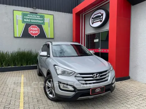 Hyundai SANTA FE 3.3 MPFI 4X4 7 LUGARES V6 270CV GASOLINA 4P AUTOMÁT 4 portas