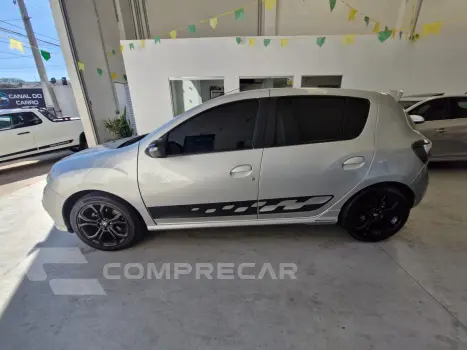 SANDERO 2.0 16V RS