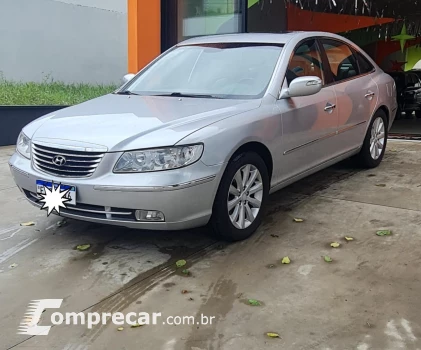 AZERA 3.3 MPFI GLS Sedan V6 24V