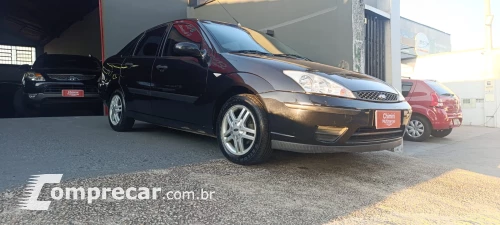 FORD FOCUS 2.0 Sedan 16V 4 portas