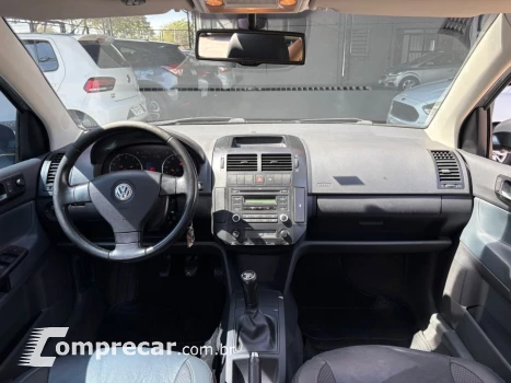 POLO SEDAN 1.6 MI COMFORTLINE 8V FLEX 4P MANUAL