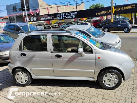 QQ 1.1 MPFI 16V
