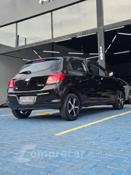 ONIX HATCH LT 1.4 8V FlexPower 5p Mec.