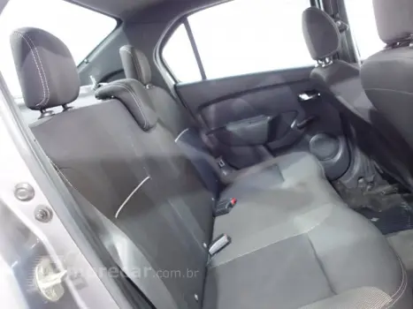 LOGAN - 1.0 12V SCE ZEN MANUAL