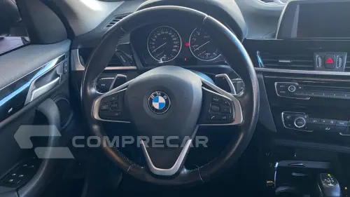 BMW X1 2.0 16V TURBO SDRIVE20I 4P