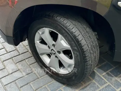 DUSTER - 1.6 16V SCE INTENSE X-TRONIC