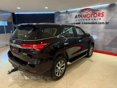 Hilux SW4 2.8 16V 4P SRX PLATINUM 4X4 7 LUGARES TURBO DIESEL