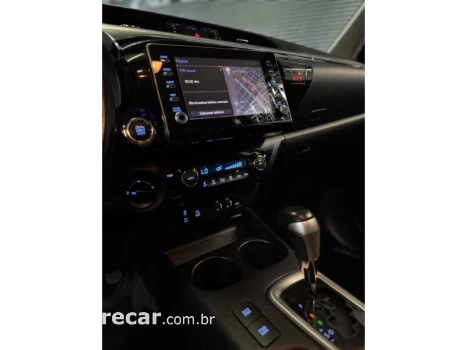 HILUX 2.8 D-4D TURBO DIESEL CD SRX 4X4 AUTOMÁTICO