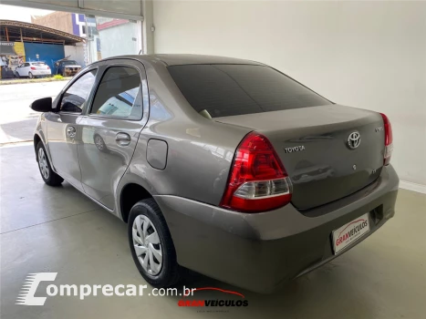 ETIOS 1.5 X PLUS SEDAN 16V FLEX 4P AUTOMÁTICO