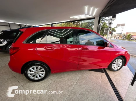 B 200 1.6 TURBO GASOLINA 4P AUTOMÁTICO