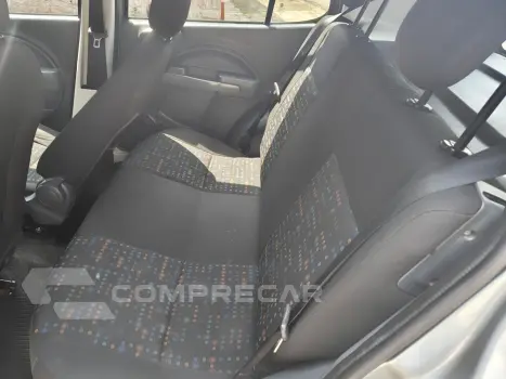 Uno 1.0 Evo Vivace 8V Flex 4P Manual