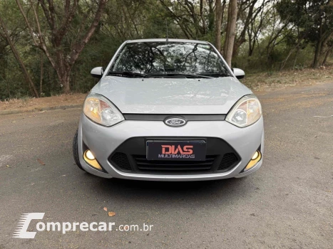 FIESTA 1.6 MPI Class Hatch 8V