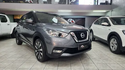 NISSAN KICKS SL 1.6 16V FlexStar 5p Aut. 4 portas