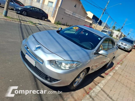 Fluence 2.0 Dynamique 16V Flex 4P Manual