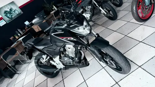 CB 300F TWISTER CBS