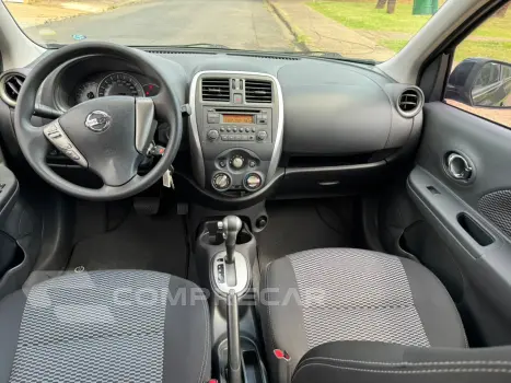 Nissan March 1.6 SV automático