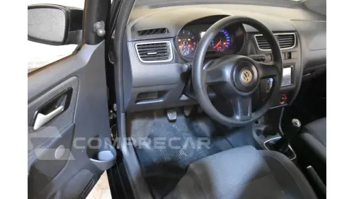 FOX - 1.6 MI 8V 4P MANUAL