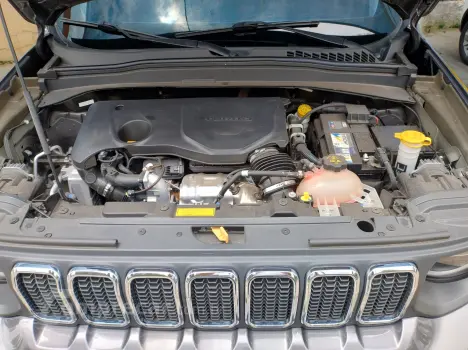 RENAGADE LONGITUDE 1.3 TURBO