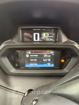 XMAX 250 ABS CONNECTED