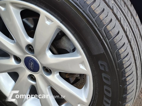 FIESTA 1.6 SE SEDAN 16V FLEX 4P MANUAL