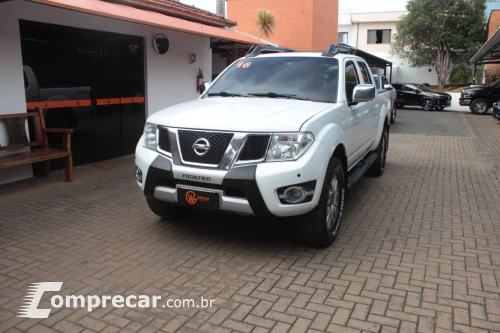 NISSAN Frontier 2.5 SL 4X4 TURBO DIESEL CABINE DUPLA AUTOMÁTICO 4 portas