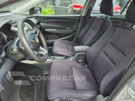 CITY Sedan LX 1.5 Flex 16V 4p Aut.