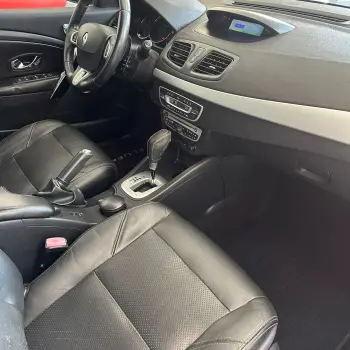 FLUENCE Sed. Dynamique 2.0 16V FLEX Aut.