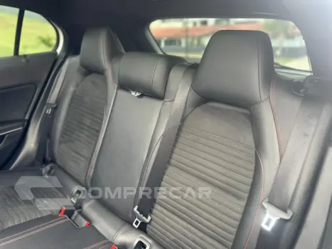 GLA 250 2.0 16V TURBO GASOLINA SPORT 4P AUTOMÁTICO