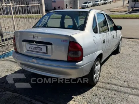 CLASSIC - 1.0 MPFI LIFE 8V 4P MANUAL