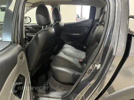 L200 TRITON 2.4 16V Turbo Sport Outdoor GLS CD 4X4